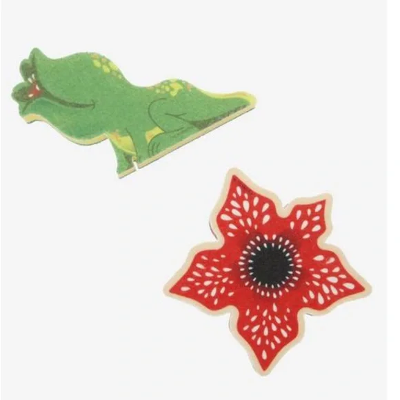 NWT STRANGER THINGS DEMOGORGON & DART SPONGES - Picture 2 of 4